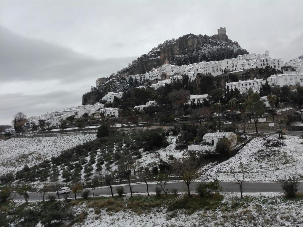 منزل الضيف زاهارا دي لا سييرا  في Casas Azahar-Alucema المظهر الخارجي الصورة