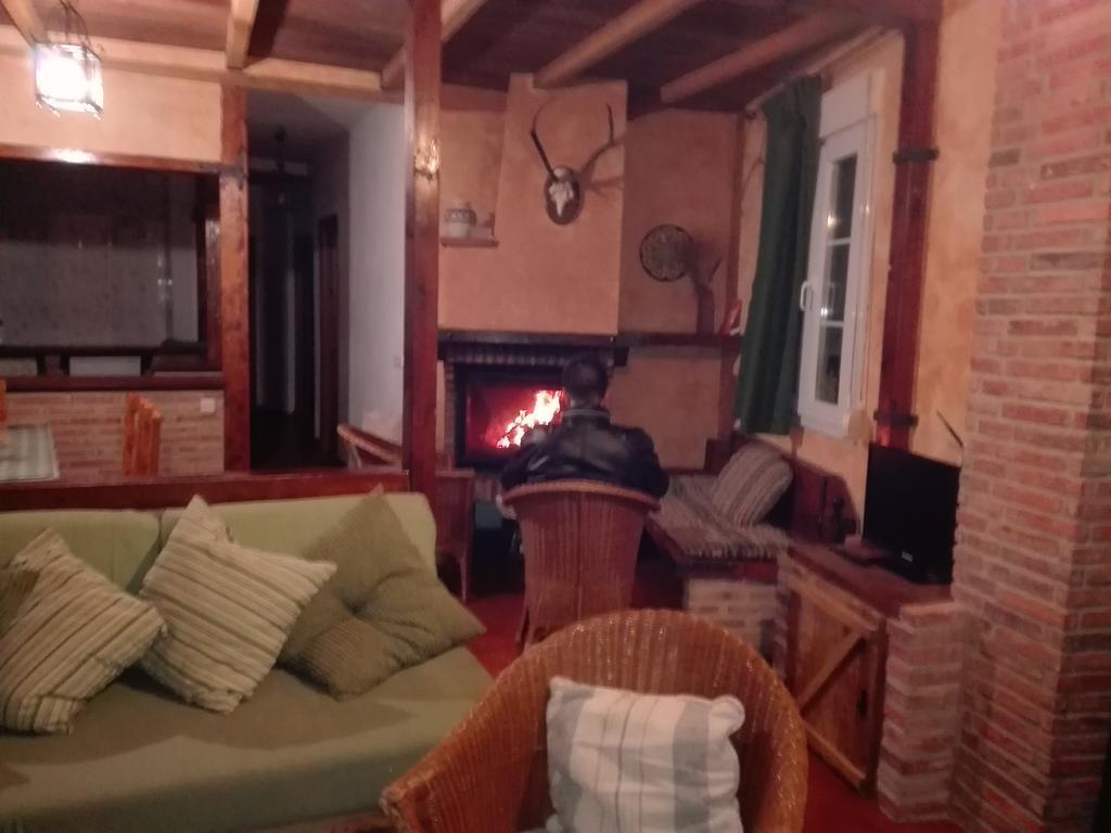 منزل الضيف زاهارا دي لا سييرا  في Casas Azahar-Alucema المظهر الخارجي الصورة